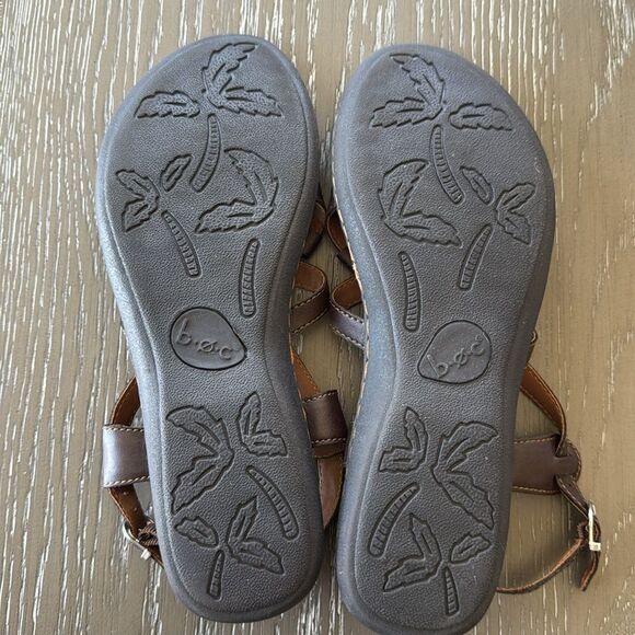 b.o.c. Dark Brown Strappy Sandals Slingback Flats Comfy Shoes Women’s Size 9M - Picture 8 of 12